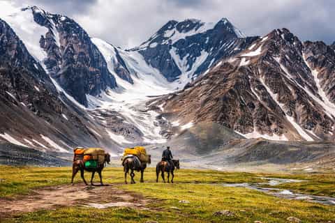 tui-store-pau-lons-altaï-mongolie-2.jpg