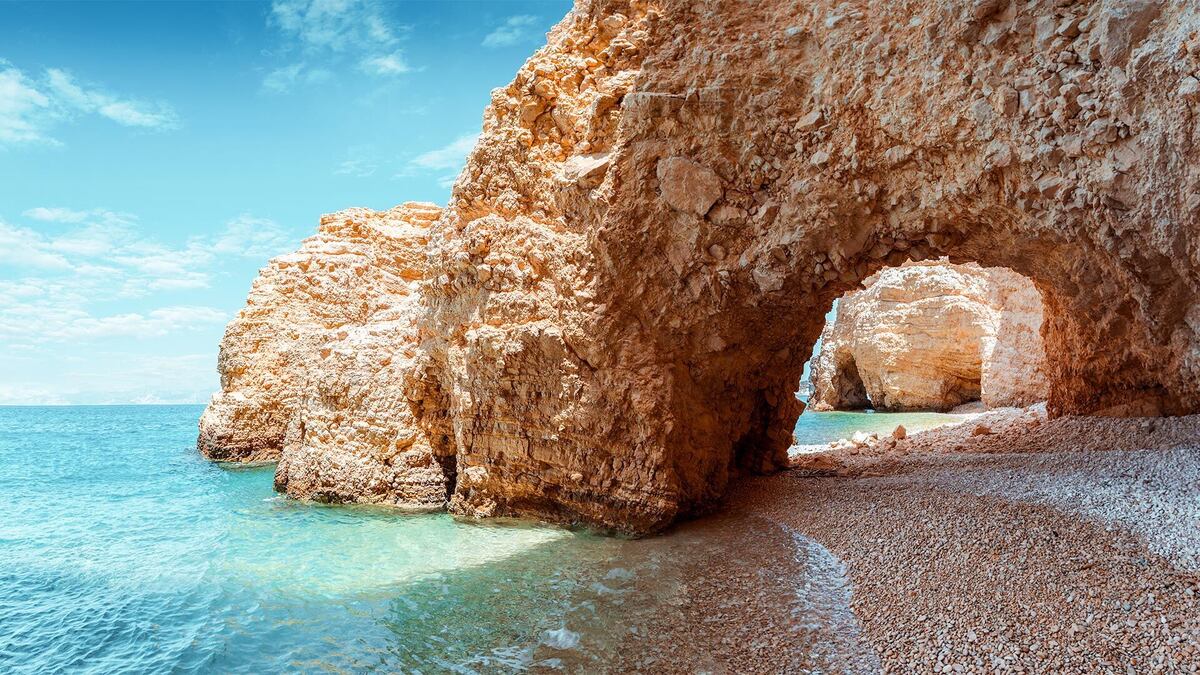 tui-store-pau-lons-cyclades-4.jpg