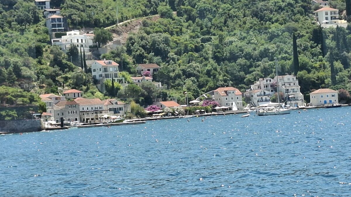 tui-store-pau-lons-monténégro-_25.jpg