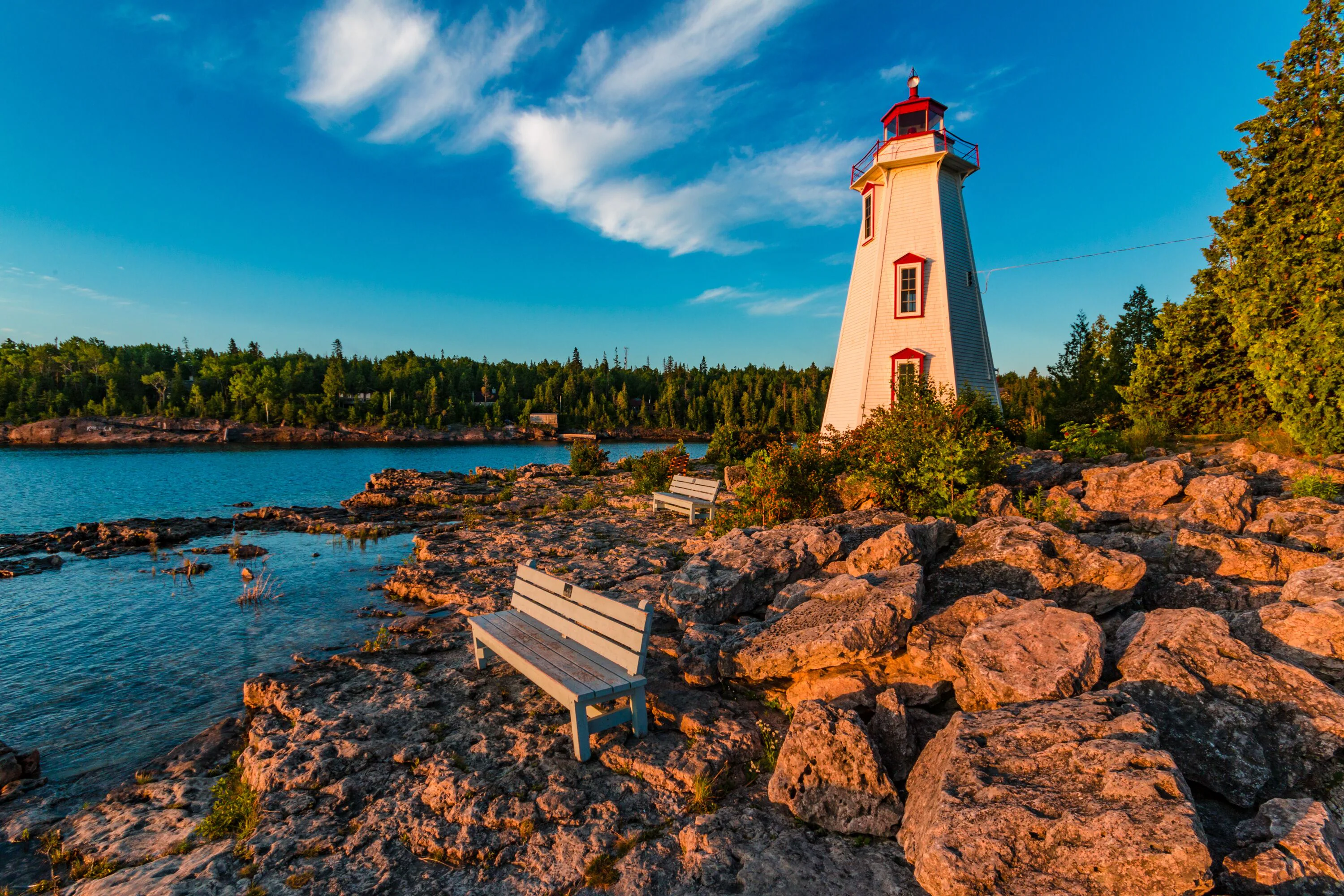 tui-store-pau-lons-cantons-de-l'est-canada-11.webp