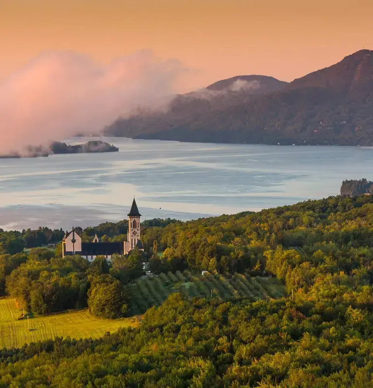 tui-store-pau-lons-cantons-de-l'est-canada-27.webp